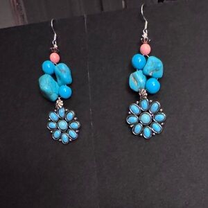 808 beads Llc Handcrafted dangle earrings